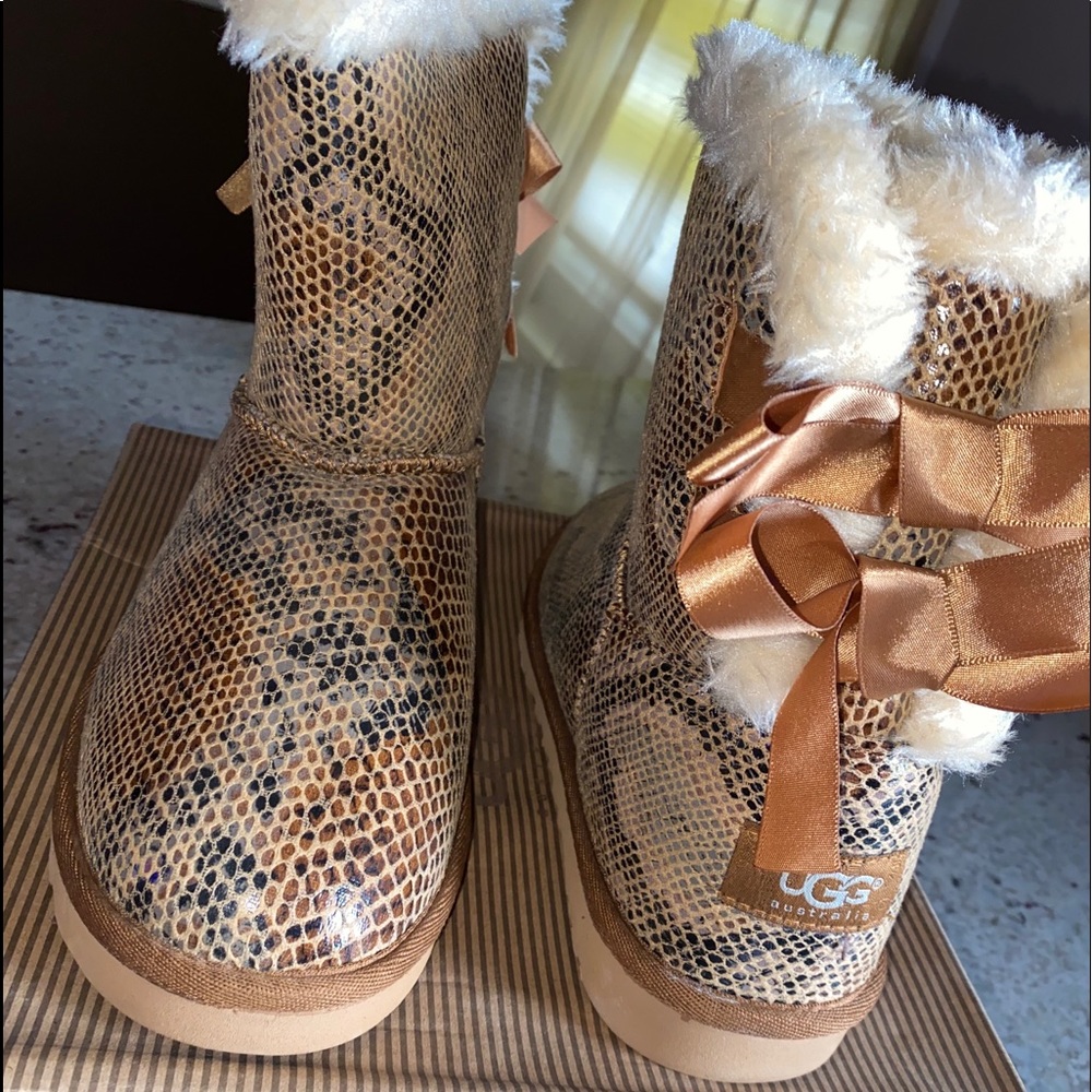 Bailey Bow Uggs